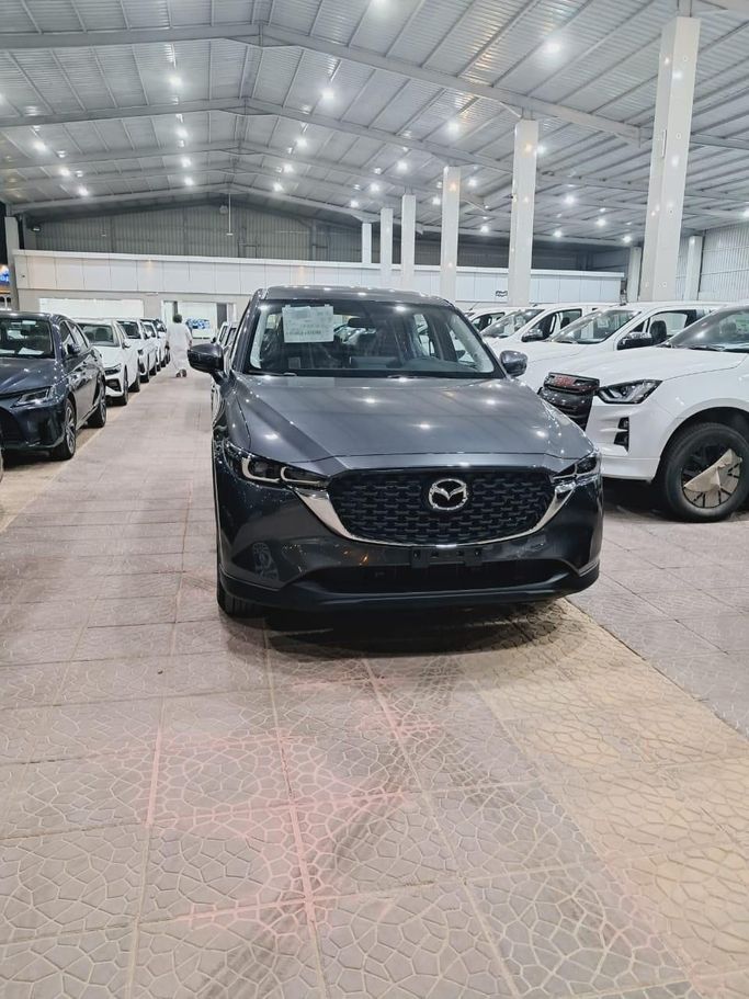 جديدة Mazda CX-5 فيس ليفت الثاني, 2.5 l, 2025 في في المملكة العربية السعودية, الرياض من Al Astool Al Khaleeji شركة الأسطول الخليجي للسيارات، اللون رمادي.  | AUTO.AE | إعلان #249312