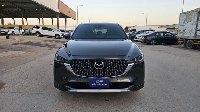 مستعملة Mazda CX-5 فيس ليفت الثاني, 2.5 l, 2024 في في المملكة العربية السعودية, الرياض من Nasser Bin Ateq Cars معرض ناصر بن عاتق للسيارات، اللون رمادي. مواصفات الخليج | AUTO.AE | إعلان #252319