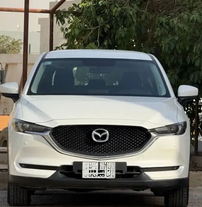 مستعملة Mazda CX-5 ثانياً, 2.5 l, 2020 في في المملكة العربية السعودية, الرياض من Sumou Al Markabat 2 معرض سمو المركبات، اللون أبيض.  | AUTO.AE | إعلان #259689