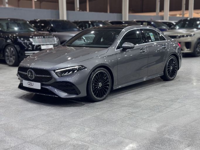 جديدة Mercedes-Benz A-Class 200 عملية فيس ليفت IV (W177), 1.3 l, 2025 في في المملكة العربية السعودية, الرياض من Automobile For You، اللون رمادي. أخرى | AUTO.AE | إعلان #247209