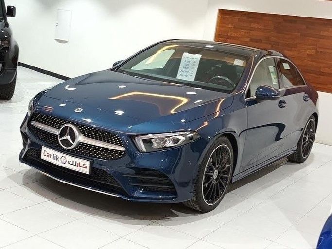 جديدة Mercedes-Benz A-Class 200 عملية فيس ليفت IV (W177), 1.3 l, 2023 في في المملكة العربية السعودية, الرياض من Car Lik معرض كار لك للسيارات، اللون أزرق.  | AUTO.AE | إعلان #256849