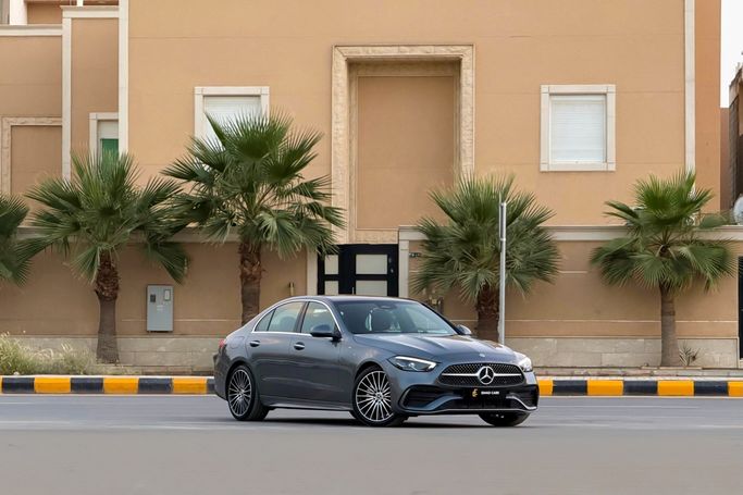 جديدة Mercedes-Benz C-Class 200 V (W206), 2.0 l, 2026 في في المملكة العربية السعودية, الرياض من Emad Cars  عماد كارز ، اللون رمادي. مواصفات الخليج | AUTO.AE | إعلان #255720