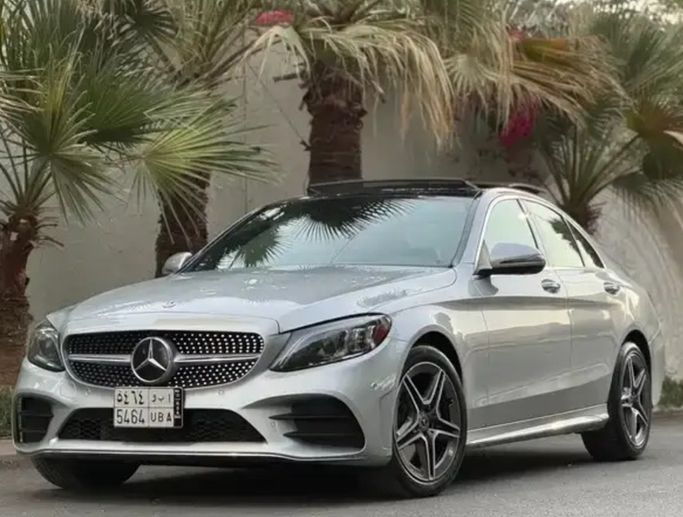 Подержанный Mercedes-Benz C-Class 260 L V (W206), 1.5 л, 2021 в Саудовская Аравия, Эр-Рияд от Al Sunaid معرض السنيد للسيارات Серебристый цвет.  | AUTO.AE | Объявление #266737