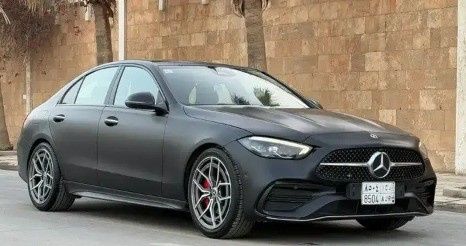 Подержанный Mercedes-Benz C-Class 200 V (W206), 2.0 л, 2022 в Саудовская Аравия, Эр-Рияд от Al Jaidi الجعيدي للسيارات Черный цвет. GCC | AUTO.AE | Объявление #267470