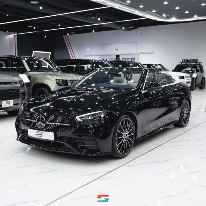 مستعملة Mercedes-Benz E-Class 300 V (W213, S213, S213, C238) فيس ليفت, 2.0 l, 2021 في في المملكة العربية السعودية, الرياض من Al Saber Cars شركة السبر للسيارات، اللون أسود.  | AUTO.AE | إعلان #252120
