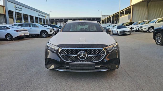 جديدة Mercedes-Benz E-Class 200 السادس (W214، S214), 2.0 l, 2026 في في المملكة العربية السعودية, الرياض من Nasser Bin Ateq Cars معرض ناصر بن عاتق للسيارات، اللون أسود. المواصفات الكورية | AUTO.AE | إعلان #252321