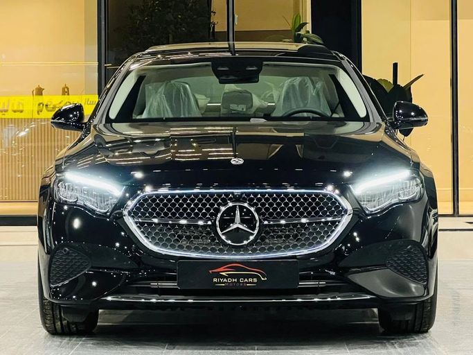 Новый Mercedes-Benz E-Class 200 VI (W214, S214), 2.0 л, 2026 в Саудовская Аравия, Эр-Рияд от Riyadh Cars معرض الرياض للسيارات Черный цвет. GCC | AUTO.AE | Объявление #257697