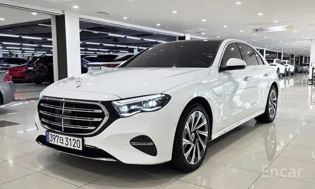Подержанный Mercedes-Benz E-Class 300 L VI (W214, S214), 2.0 л, 2025 в Саудовская Аравия, Эр-Рияд от Al Osaimi Cars معرض العصيمي للسيارات Белый цвет. Корейская | AUTO.AE | Объявление #259652
