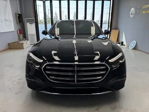Used Mercedes-Benz E-Class 200 VI (W214, S214), 2.0 l, 2024 in Saudi Arabia, Riyadh by Al Osaimi Cars معرض العصيمي للسيارات, Black color. Korean Specs | AUTO.AE | Listing #261820