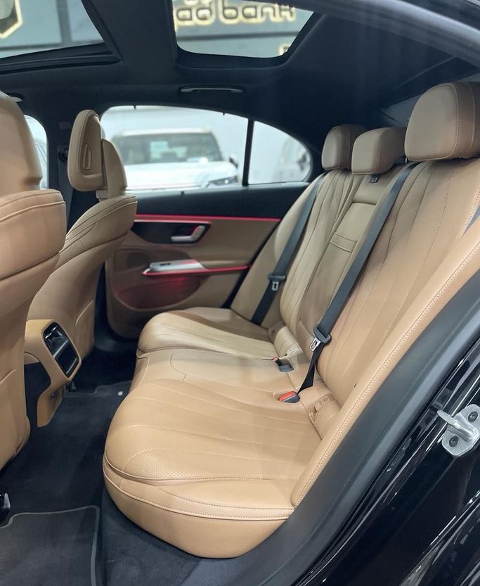 مستعملة Mercedes-Benz E-Class 200 السادس (W214، S214)، 2.0 لتر، 2026 في المملكة العربية السعودية، الرياض من Auto City أوتو سيتي، اللون أسود.  | AUTO.AE | إعلان #296429 — صورة 10 من 15