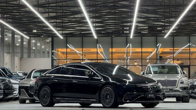 مستعملة Mercedes-Benz EQS 580, 2022 في في المملكة العربية السعودية, الرياض من Al Jood الجود، اللون أسود. مواصفات الخليج | AUTO.AE | إعلان #248236