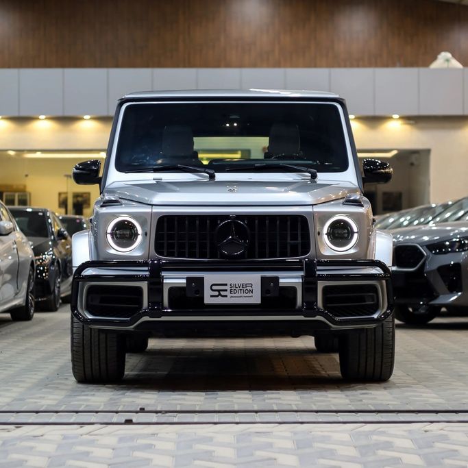 Подержанный Mercedes-Benz G-Class AMG 63 AMG II (W463), 4.0 л, 2022 в Саудовская Аравия, Эр-Рияд от Silver Edition الاصدار الفضي Серебристый цвет.  | AUTO.AE | Объявление #252036