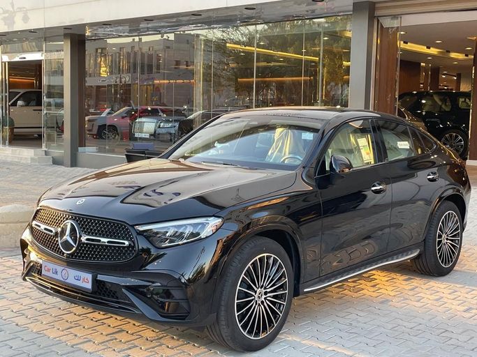 جديدة Mercedes-Benz GLC Coupe 200 II (C254), 2.0 l, 2026 في في المملكة العربية السعودية, الرياض من Car Lik معرض كار لك للسيارات، اللون أسود.  | AUTO.AE | إعلان #256251