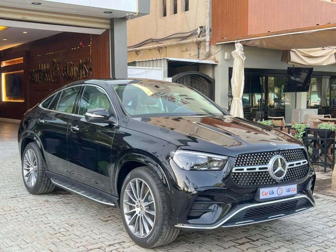 جديدة Mercedes-Benz GLE Coupe 450 II (C167) فيس ليفت II (C167), 3.0 l, 2026 في في المملكة العربية السعودية, الرياض من Car Lik معرض كار لك للسيارات، اللون أسود.  | AUTO.AE | إعلان #256263