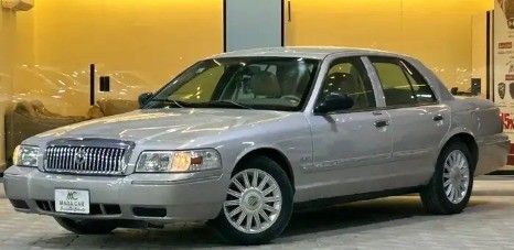 مستعملة Mercury Grand Marquis فيس ليفت IV, 4.6 l, 2010 في في المملكة العربية السعودية, الرياض من Mada Cars مدى للسيارات، اللون رمادي. مواصفات الخليج | AUTO.AE | إعلان #265529