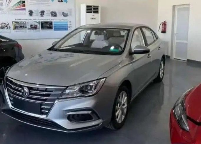 جديدة MG 5 (GT) أنا فيس ليفت, 1.5 l, 2025 في في المملكة العربية السعودية, الرياض من Tirhal Auto شركة ترحال للسيارات، اللون فضي. أخرى | AUTO.AE | إعلان #257558