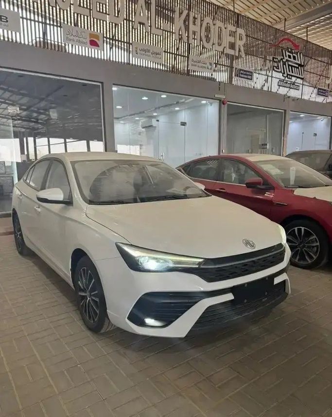 Новый ⁦MG 5 (GT) I Рестайлинг, 1.5 л, 2026⁩ в Саудовская Аравия, Эр-Рияд от Al Khedr Cars الخضر للسيارات Белый цвет.  | AUTO.AE | Объявление #288904