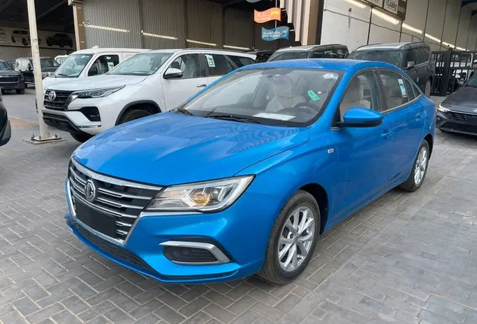 Новый ⁦MG 5 (GT) I Рестайлинг, 1.5 л, 2025⁩ в Саудовская Аравия, Эр-Рияд от Sada Al Riyadh صدى الرياض Синий цвет. GCC | AUTO.AE | Объявление #289034