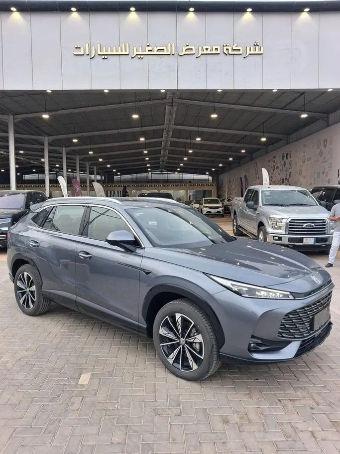 جديدة MG HS ثانياً, 1.5 l, 2025 في في المملكة العربية السعودية, الرياض من Al Sughayyir Cars الصغير للسيارات، اللون رمادي.  | AUTO.AE | إعلان #254924