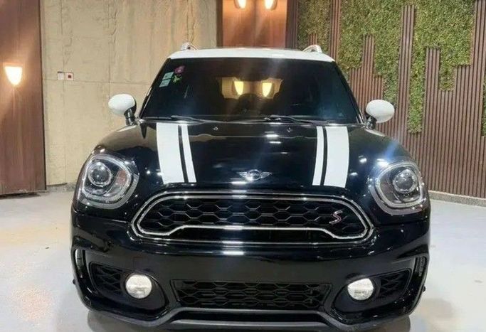 مستعملة MINI Countryman Cooper S ثانياً, 2.0 l, 2017 في في المملكة العربية السعودية, الرياض من معرض اضواء شبرا للسيارات، اللون أسود. مواصفات الخليج | AUTO.AE | إعلان #258557