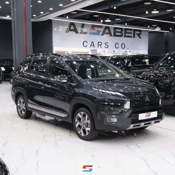 Новый Mitsubishi Xpander I Рестайлинг, 1.5 л, 2025 в Саудовская Аравия, Эр-Рияд от Al Saber Cars شركة السبر للسيارات Серый цвет.  | AUTO.AE | Объявление #251292