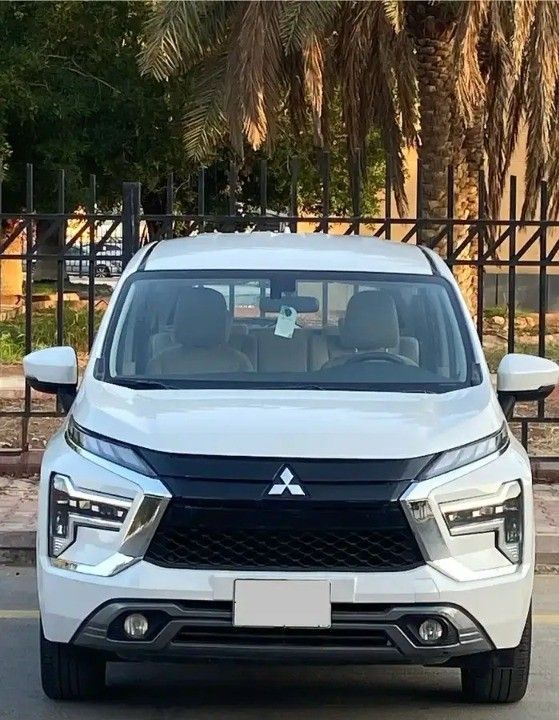 Подержанный Mitsubishi Xpander I Рестайлинг, 1.5 л, 2024 в Саудовская Аравия, Эр-Рияд от Bayraq Al Ibda’a Cars معرض بيرق الابداع Белый цвет.  | AUTO.AE | Объявление #261471