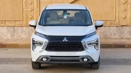 Used Mitsubishi Xpander I Facelift, 1.5 l, 2024 in Saudi Arabia, Riyadh by Al Qaiser Showroom معرض القيصر للسيارات, White color.  | AUTO.AE | Listing #266937