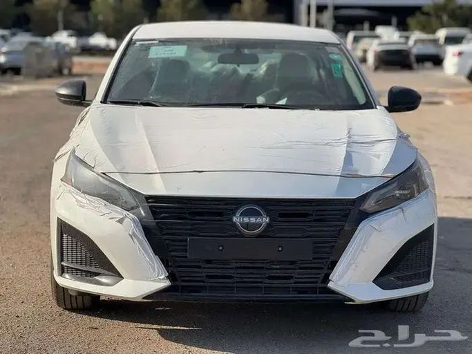 جديدة Nissan Altima فيس ليفت السادس (L34), 2.5 l, 2025 في في المملكة العربية السعودية, الرياض من Rayat Al-Ezz معرض راية العز للسيارات، اللون أبيض. مواصفات الخليج | AUTO.AE | إعلان #255991