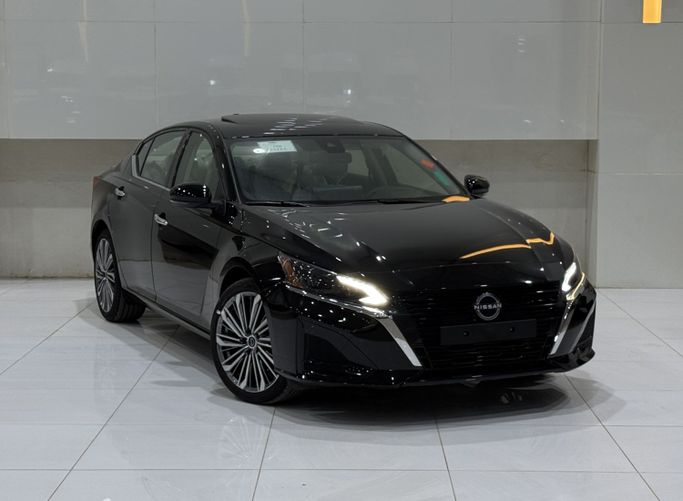 جديدة Nissan Altima فيس ليفت السادس (L34), 2.0 l, 2024 في في المملكة العربية السعودية, الرياض من Al Imtiaz Cars شركة الامتياز للسيارات، اللون أسود. مواصفات الخليج | AUTO.AE | إعلان #257838