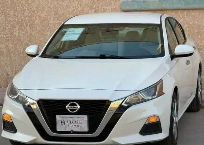 Used Nissan Altima VI (L34), 2.5 l, 2020 in Saudi Arabia, Riyadh by Barakat Al Markabat Cars معرض بركة المركبات للسيارات, White color. GCC Specs | AUTO.AE | Listing #260442