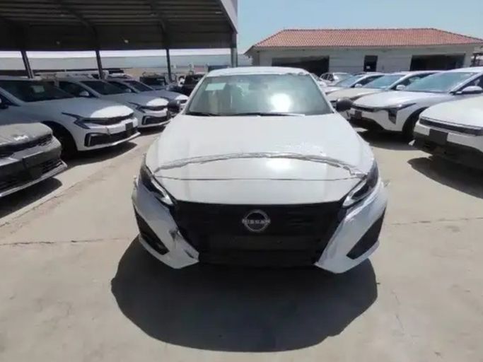 Новый Nissan Altima VI (L34) Рестайлинг, 2.5 л, 2025 в Саудовская Аравия, Эр-Рияд от Rawat Motors شركة معرض روعة المحركات للسيارات Белый цвет.  | AUTO.AE | Объявление #264617