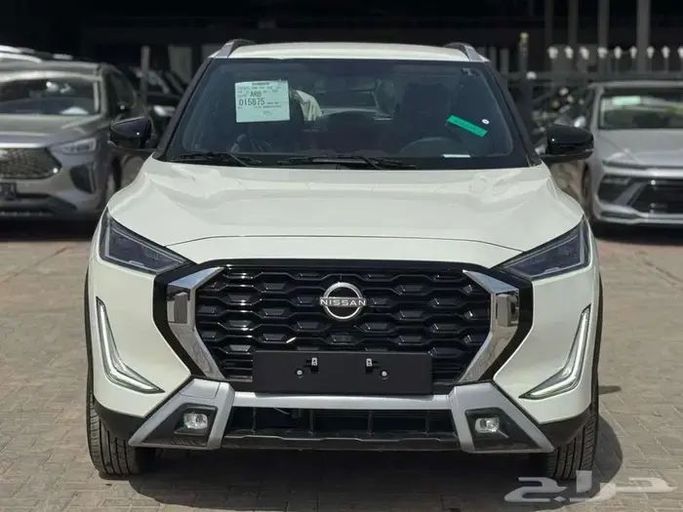جديدة Nissan Magnite أنا فيس ليفت, 1.0 l, 2025 في في المملكة العربية السعودية, الرياض من Rayat Al-Ezz معرض راية العز للسيارات، اللون أبيض. مواصفات الخليج | AUTO.AE | إعلان #256008