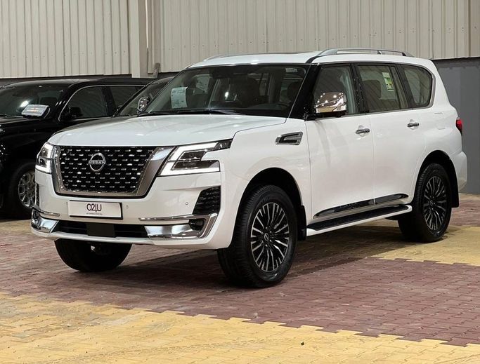 جديدة Nissan Patrol عملية فيس ليفت VI (Y62) 2, 3.5 l, 2022 في في المملكة العربية السعودية, الرياض من Automobile For You، اللون أبيض. أخرى | AUTO.AE | إعلان #246715