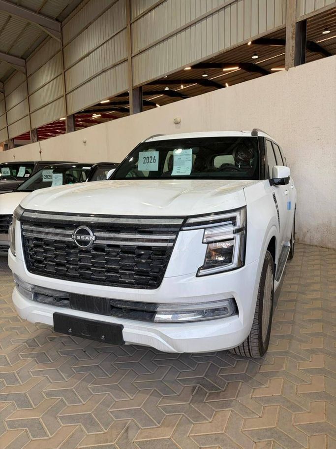 جديدة Nissan Patrol سابعاً (Y63), 3.8 l, 2026 في في المملكة العربية السعودية, الرياض من Al Salhi Auto معرض الصالحي للسيارات، اللون أبيض.  | AUTO.AE | إعلان #247185