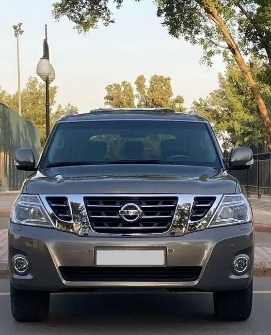 Подержанный Nissan Patrol VI (Y62) Рестайлинг, 5.6 л, 2016 в Саудовская Аравия, Эр-Рияд от Bayraq Al Ibda’a Cars معرض بيرق الابداع Серый цвет.  | AUTO.AE | Объявление #261510