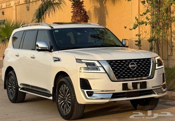 Used Nissan Patrol VI (Y62) Facelift 2, 5.6 l, 2023 in Saudi Arabia, Riyadh by Auto Park اوتو بارك, White color.  | AUTO.AE | Listing #263781