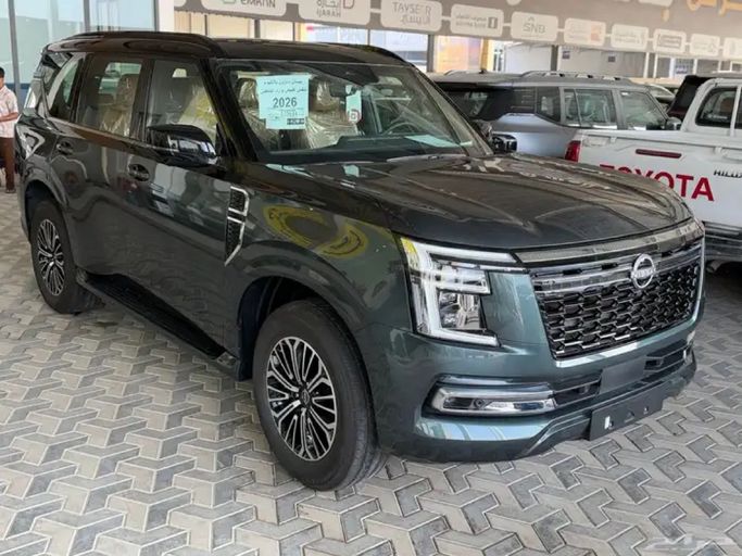 جديدة ⁦Nissan Patrol سابعاً (Y63)، 3.8 l، 2026⁩ في في المملكة العربية السعودية, الرياض من Bilad Shahran معرض بلاد شهران، اللون أخضر.  | AUTO.AE | إعلان #288620