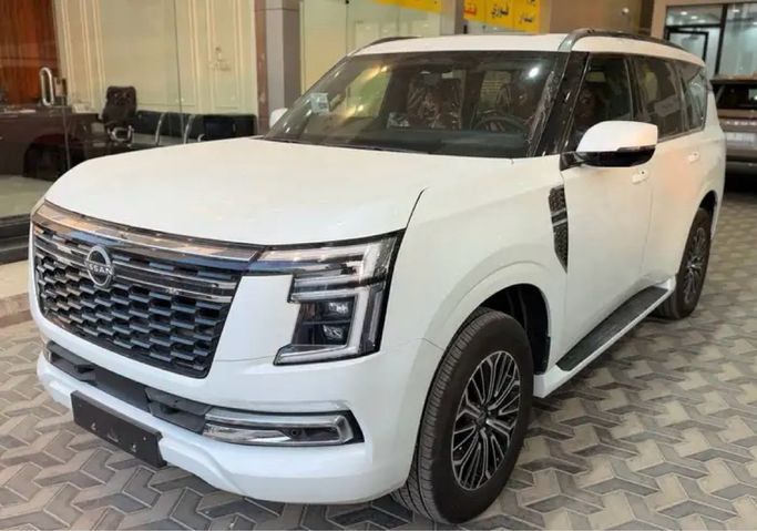 جديدة ⁦Nissan Patrol سابعاً (Y63)، 3.8 l، 2026⁩ في في المملكة العربية السعودية, الرياض من Bilad Shahran معرض بلاد شهران، اللون أبيض.  | AUTO.AE | إعلان #289384