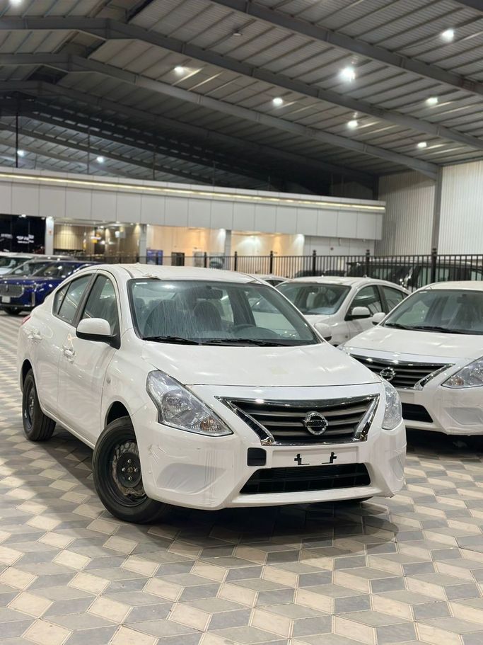 جديدة Nissan Sunny فيس ليفت N17, 1.5 l, 2025 في في المملكة العربية السعودية, الرياض من Rayt Al Watan راية الوطن للسيارات، اللون أبيض.  | AUTO.AE | إعلان #247446