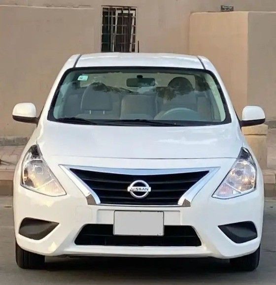 Подержанный Nissan Sunny N17 Рестайлинг, 1.5 л, 2020 в Саудовская Аравия, Эр-Рияд от Bayraq Al Ibda’a Cars معرض بيرق الابداع Белый цвет.  | AUTO.AE | Объявление #261503