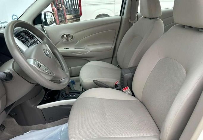 مستعملة Nissan Sunny فيس ليفت N17، 1.5 لتر، 2023 في المملكة العربية السعودية، الرياض من Al Shukh شركة معرض الشيوخ للسيارات، اللون أبيض.  | AUTO.AE | إعلان #296233 — صورة 7 من 14