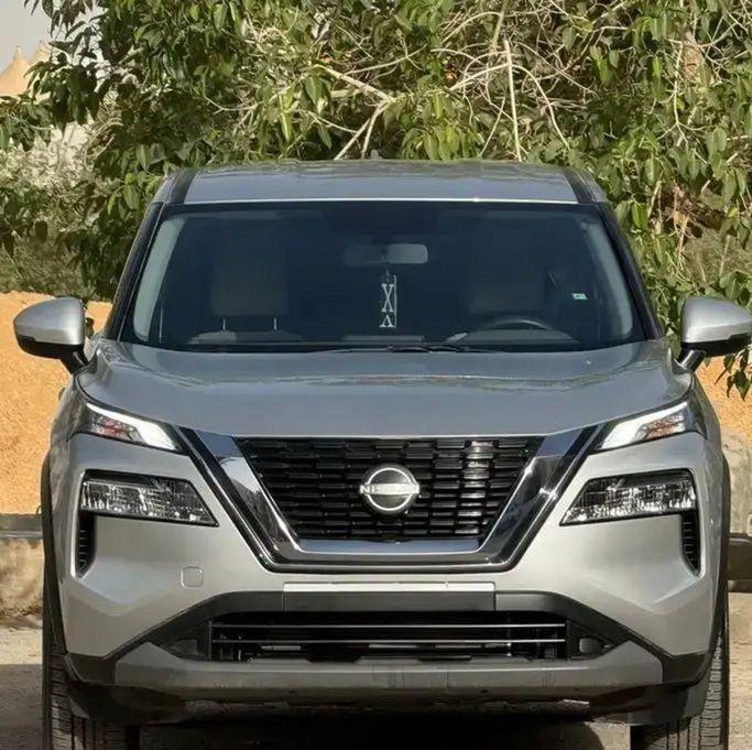 Подержанный Nissan X-Trail IV, 2.5 л, 2025 в Саудовская Аравия, Эр-Рияд от Sumou Al Markabat 2 معرض سمو المركبات Серебристый цвет.  | AUTO.AE | Объявление #259708