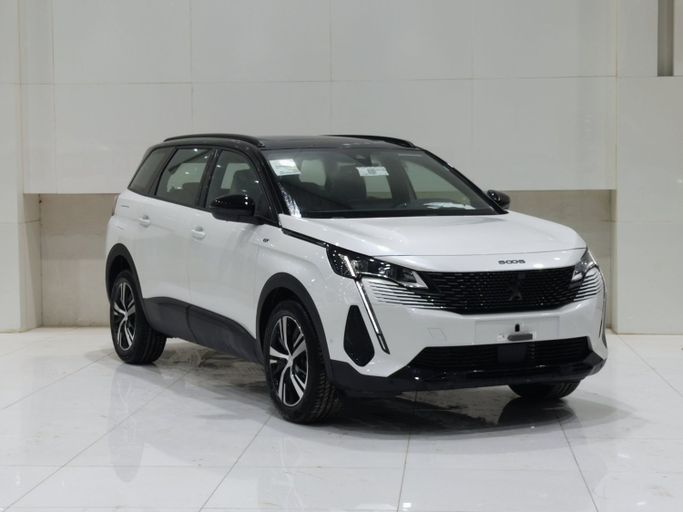 جديدة Peugeot 5008 فيس ليفت الثاني, 1.8 l, 2025 في في المملكة العربية السعودية, الرياض من Al Imtiaz Cars شركة الامتياز للسيارات، اللون أبيض. مواصفات الخليج | AUTO.AE | إعلان #257895