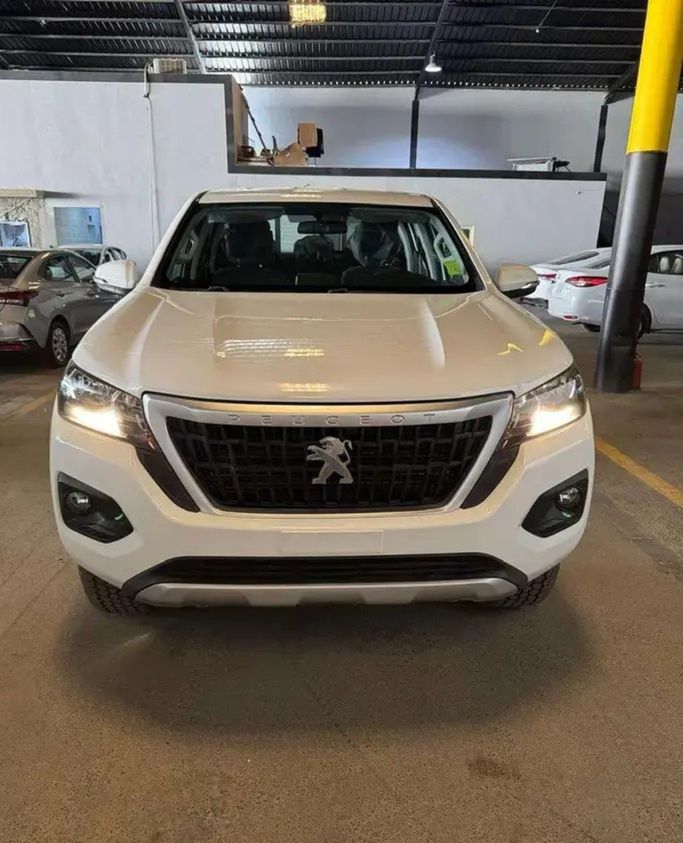 New Peugeot Landtrek, 1.9 l, 2023 in Saudi Arabia, Riyadh by معرض طلال عكاش العنزي للسيارات, White color.  | AUTO.AE | Listing #262234