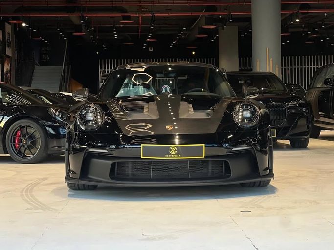 جديدة Porsche 911 GT3 Weissach Package 992 عملية شد الوجه 992, 4.0 l, 2025 في في المملكة العربية السعودية, الرياض من Eleven car، اللون أسود.  | AUTO.AE