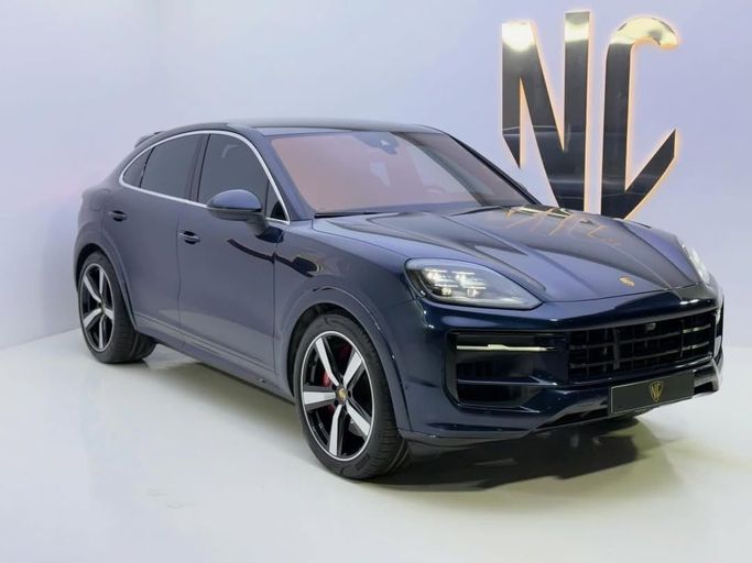 مستعملة Porsche Cayenne S Coupé ثالثاً فيس ليفت, 4.0 l, 2024 في في المملكة العربية السعودية, الرياض من Black Car ، اللون أزرق داكن. مواصفات الخليج | AUTO.AE | إعلان #255925
