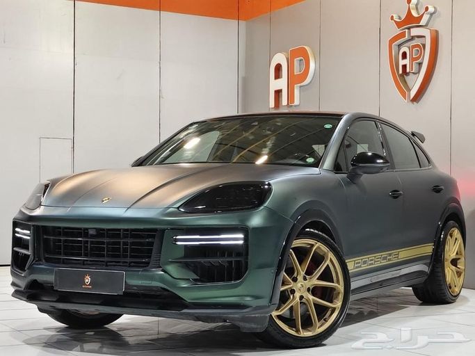 Подержанный Porsche Cayenne S III (9Y0 / 9Y3), 2.9 л, 2020 в Саудовская Аравия, Эр-Рияд от Auto Park اوتو بارك Зеленый цвет.  | AUTO.AE | Объявление #264396