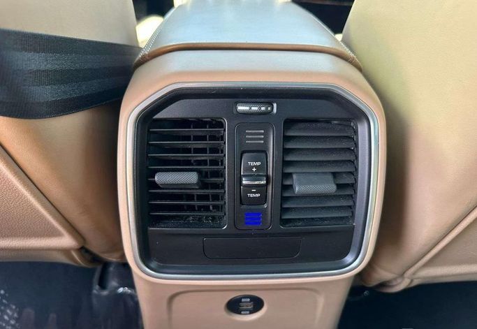 Подержанный Porsche Macan I Рестайлинг, 3.0 л, 2019 в Саудовская Аравия, Эр-Рияд от Al Shukh شركة معرض الشيوخ للسيارات Коричневый цвет.  | AUTO.AE | Объявление #296212 — фото 13 из 17