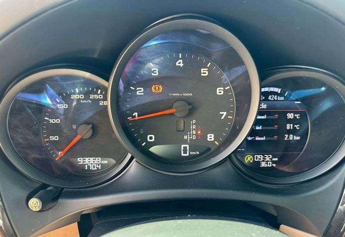 Подержанный Porsche Macan I Рестайлинг, 3.0 л, 2019 в Саудовская Аравия, Эр-Рияд от Al Shukh شركة معرض الشيوخ للسيارات Коричневый цвет.  | AUTO.AE | Объявление #296212 — фото 15 из 17