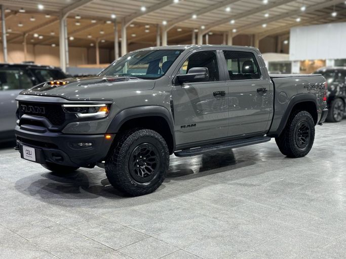Подержанный RAM 1500 Crew Cab TRX V (DT), 6.2 л, 2023 в Саудовская Аравия, Эр-Рияд от Automobile For You Серый цвет. Other | AUTO.AE | Объявление #247094
